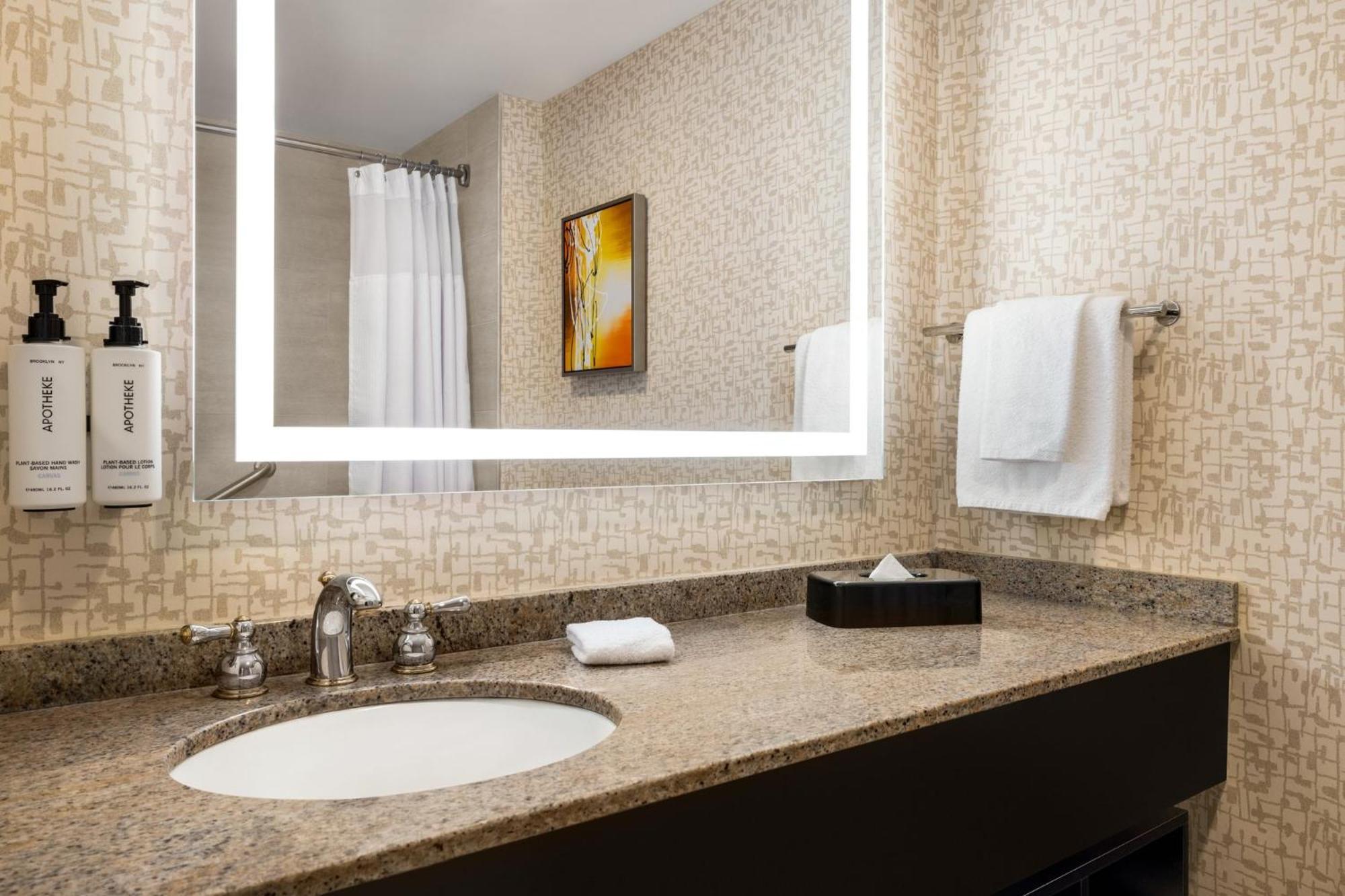Crowne Plaza Edison By Ihg Hotel Buitenkant foto