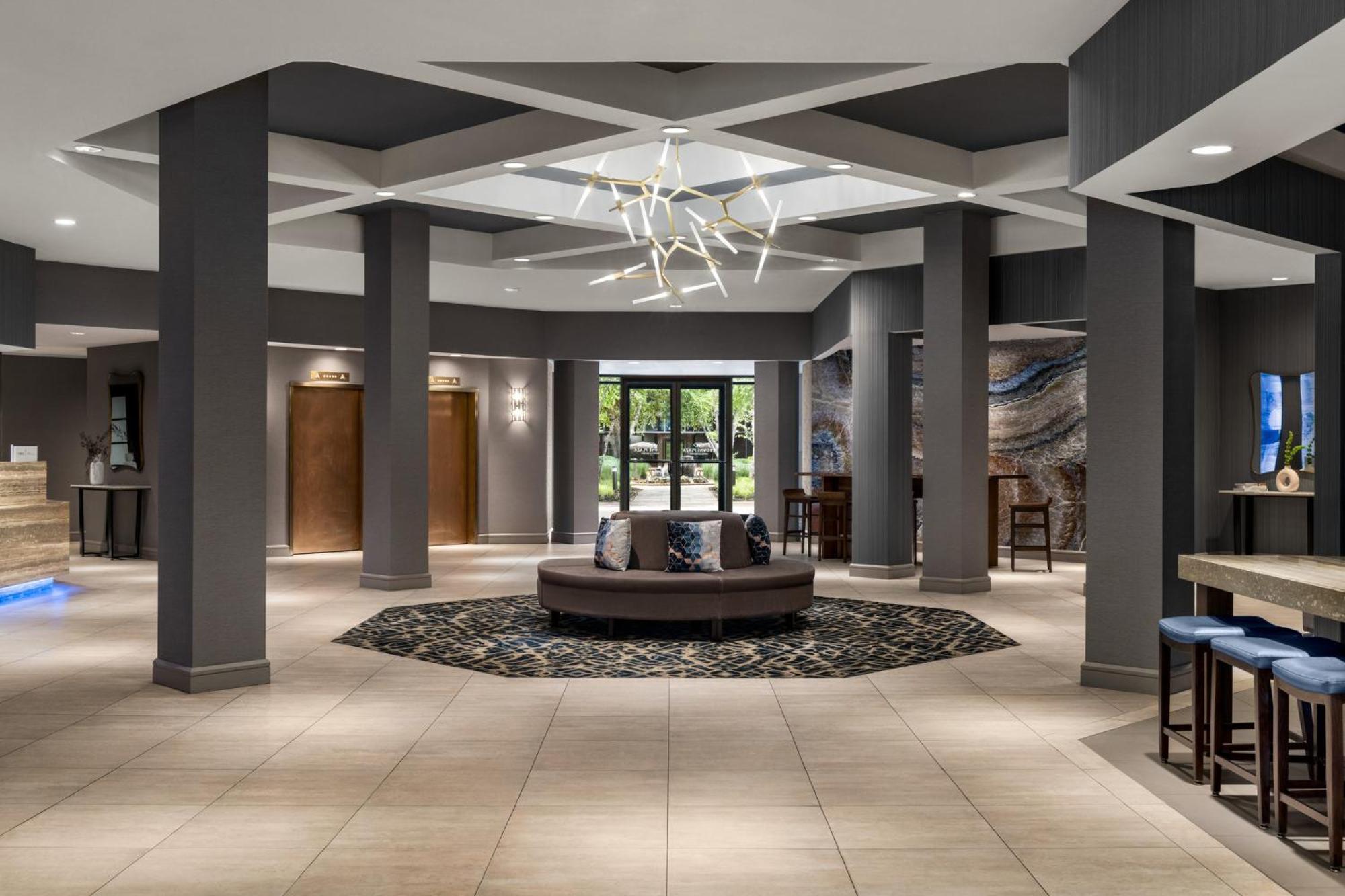 Crowne Plaza Edison By Ihg Hotel Buitenkant foto